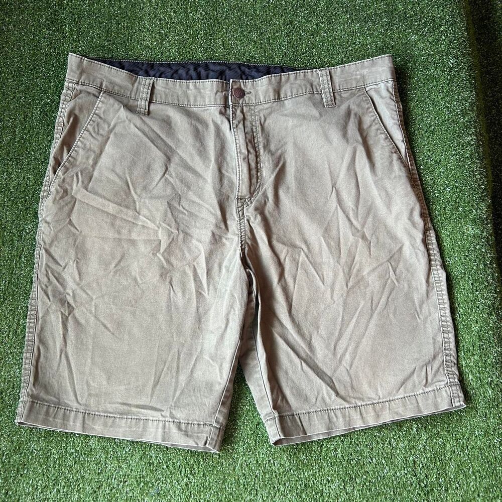 Volcom Men's Khaki and Brown Shorts